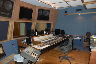 ECHO MOUNTAIN RECORDING STUDIO B