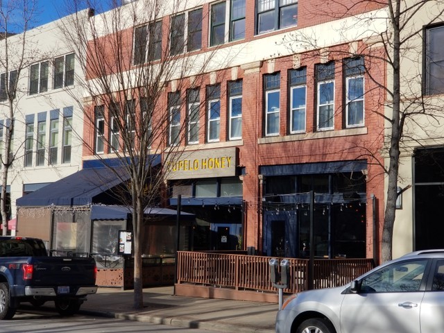 Tupelo Honey Cafe